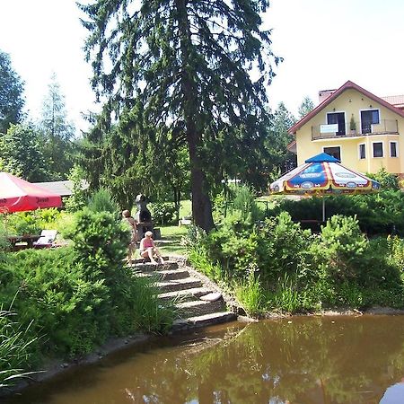 Gosciniec Nad Stawem Villa Szczytno  Exterior photo